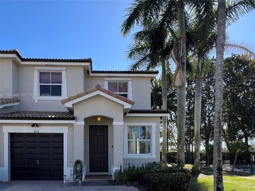 4176 Ne 9th St, Homestead, FL, 33033-5878 | Card Image