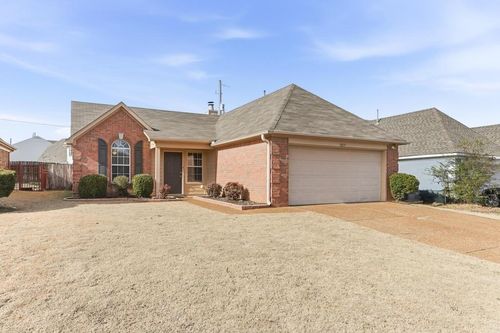 1077 Jessica Lauren Dr, Cordova, TN, 38018 | Card Image