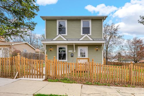 419 Oneida St, Joliet, IL, 60435-7424 | Card Image