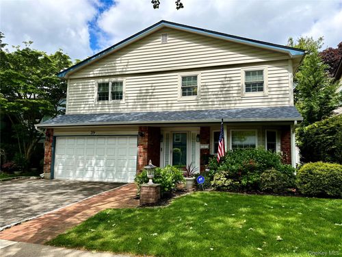39 Marlin Ln, Port Washington, NY, 11050-1706 | Card Image