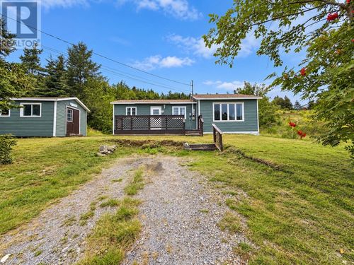 73 Beach Ave, Carbonear, NL, A0A1M0 | Card Image