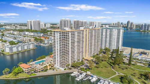 apt-1111-290 174th St, Sunny Isles Beach, FL, 33160-3250 | Card Image