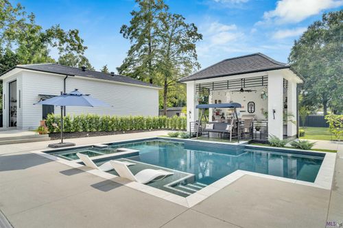 4966 Bluebonnet Rd, Baton Rouge, LA, 70809-2944 | Card Image