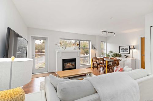 313-90 Regatta Landing, Victoria, BC, V9A7R2 | Card Image