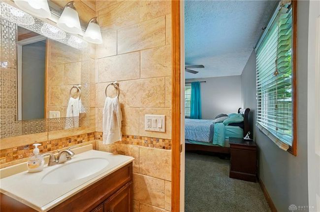 2946 Rockledge Trl, House other with 3 bedrooms, 2 bathrooms and null parking in Beavercreek OH | Image 27