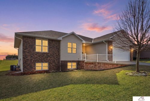 900 Fairway Ct, Crete, NE, 68333-2598 | Card Image