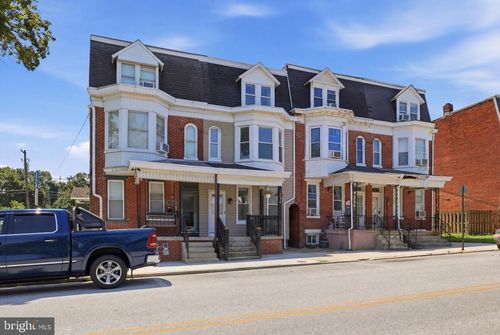 1274 W Princess St, West York, PA, 17404-3447 | Card Image