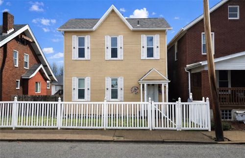 524 Roup St, Tarentum, PA, 15084-1504 | Card Image