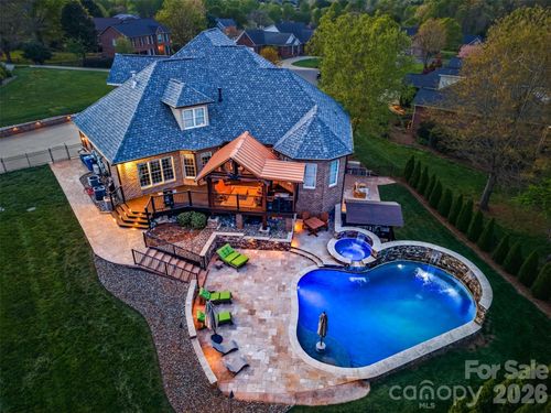 3638 Hogan Ct Ne, Conover, NC, 28613-9011 | Card Image