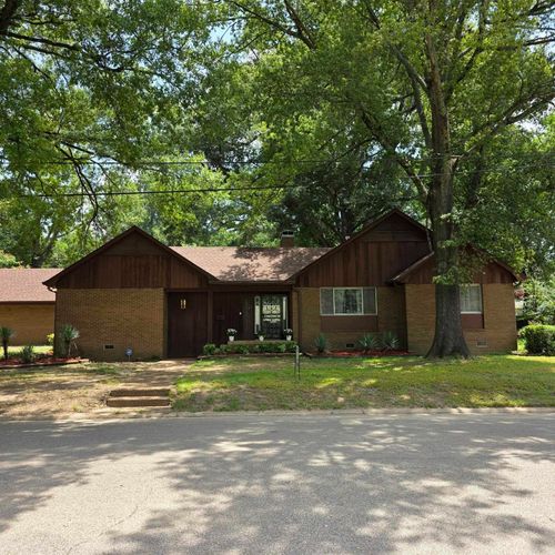 1216 N Izard St, Forrest City, AR, 72335-2108 | Card Image