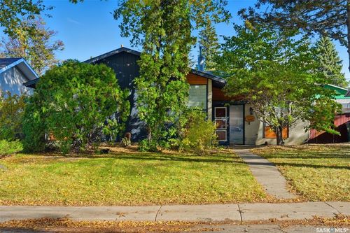 79 Spinks Dr, Saskatoon, SK, S7H3X1 | Card Image