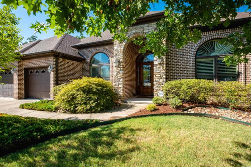123 Lake Valley Dr, Maumelle, AR, 72113-5939 | Card Image