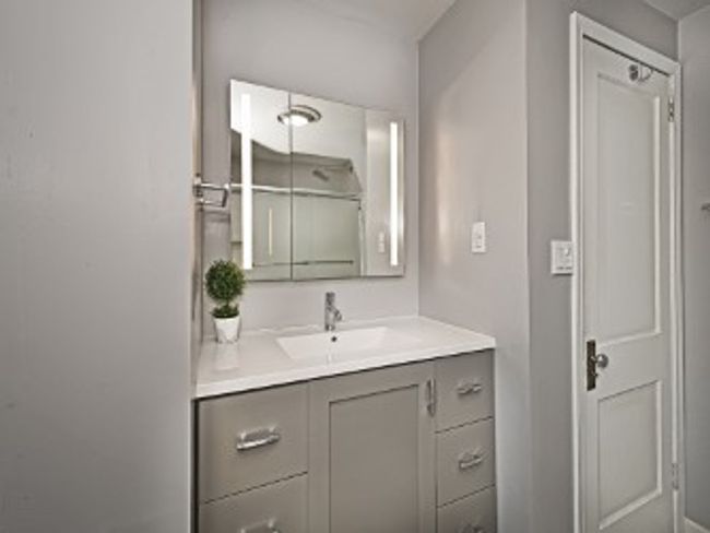 6656 Wilkins Ave, House other with 3 bedrooms, 2 bathrooms and 1 parking in Squirrel Hill PA | Image 17