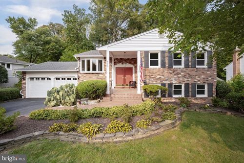 6013 Lamont Ct, SPRINGFIELD, VA, 22152-1220 | Card Image