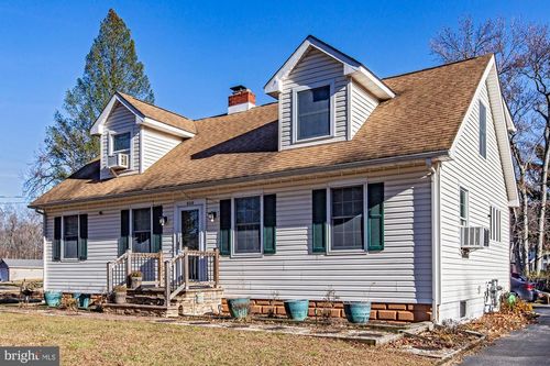 609 Hawks Bridge Rd, CARNEYS POINT, NJ, 08069-2983 | Card Image