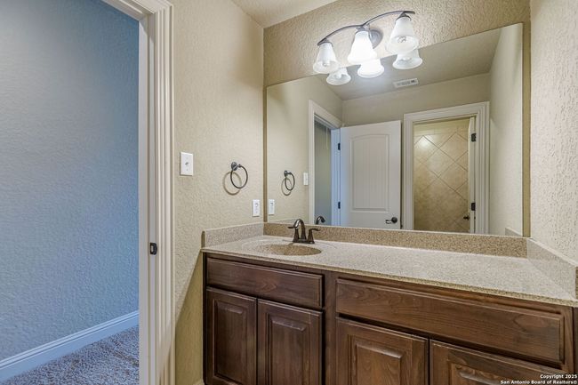 27038 Sable Run, House other with 5 bedrooms, 4 bathrooms and null parking in Boerne TX | Image 54