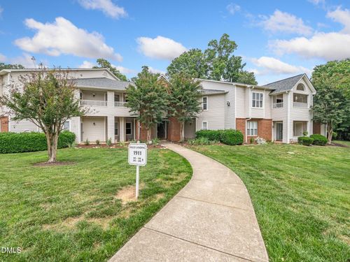 unit-106-1911 Falls Landing Dr, Raleigh, NC, 27614-8967 | Card Image