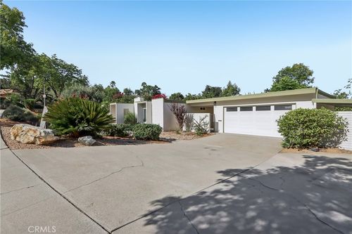 1184 Lyndhurst Dr, Riverside, CA, 92507-5941 | Card Image