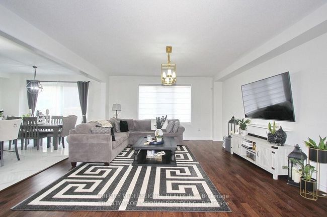 16 Dolucci Cres, House other with 4 bedrooms, 3 bathrooms and 2 parking in Brampton ON | Image 14