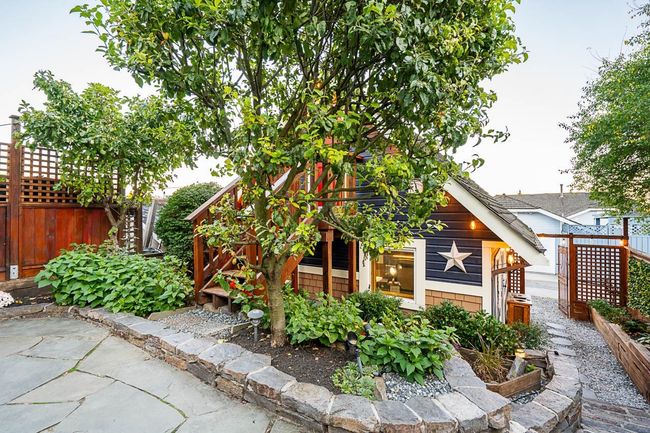 1716 7 Th Ave, House other with 3 bedrooms, 3 bathrooms and null parking in New Westminster BC | Image 28