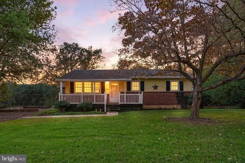 2441 River Rd, MIDDLETOWN, PA, 17057-5118 | Card Image