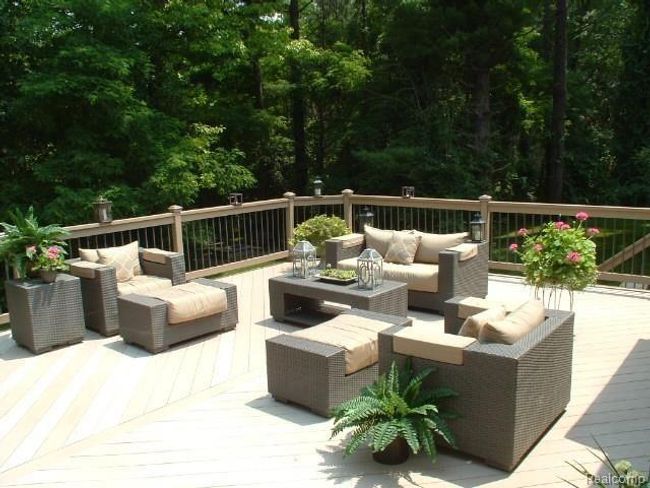 700 Sqft Deck Overlooking Woods | Image 7