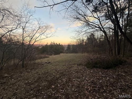 5761 Hill View Dr, Pacific, MO, 63069-3524 | Card Image