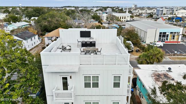 2 - 207 Florence Ave, Condo with 4 bedrooms, 5 bathrooms and null parking in Carolina Beach NC | Image 5
