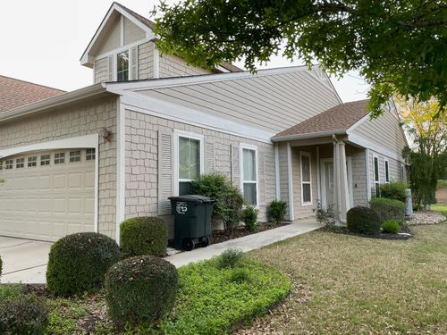 319 Essex Ln, Georgetown, TX, 78633-5140 | Card Image