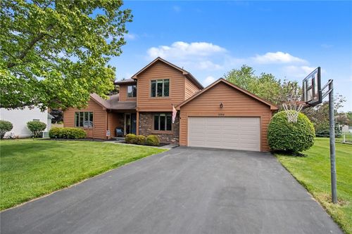 1094 Bright Stream Way, Webster, NY, 14580-8747 | Card Image