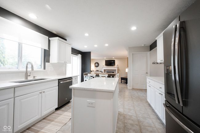 14030 Avalon East Dr, House other with 4 bedrooms, 4 bathrooms and null parking in Fishers IN | Image 25