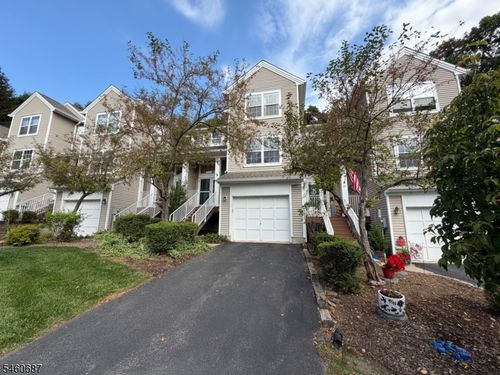 67 Woodmont Dr, Randolph, NJ, 07869-3740 | Card Image