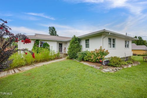 1010 Mill Springs Rd, Jonesborough, TN, 37659-5876 | Card Image