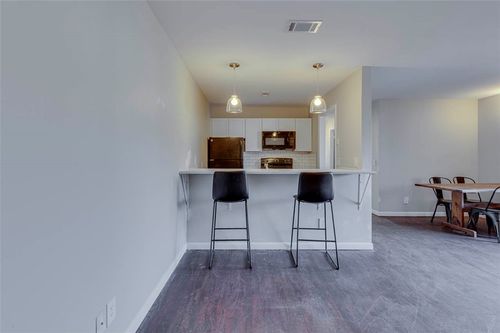 apt-422-220 Elm St, Clemson, SC, 29631-2842 | Card Image