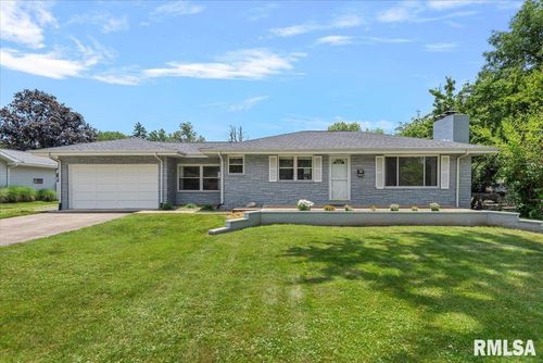 1640 W Glenn Ave, Springfield, IL, 62704-4825 | Card Image