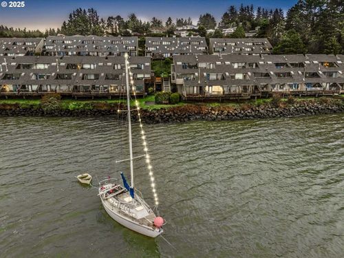 140-1000 Se Bay Blvd, Newport, OR, 97365-4201 | Card Image