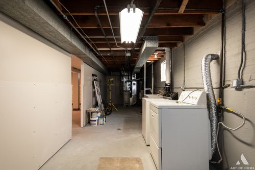 558 Muskegon Ave, Calumet City, IL, 60409-3320 | Card Image