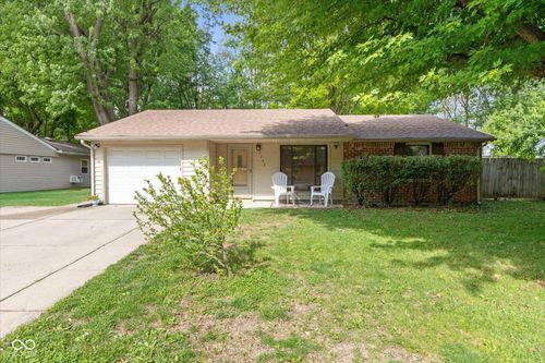 1262 Barefoot Trl, Greenwood, IN, 46142-5111 | Card Image