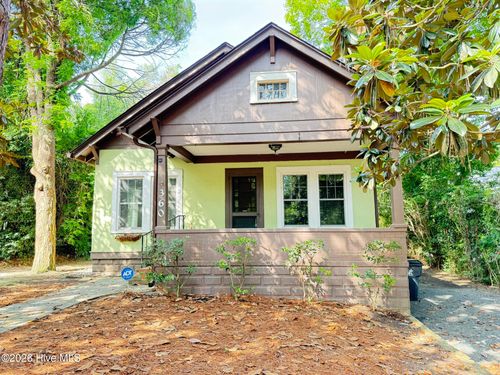 360 E Maine Ave, Southern Pines, NC, 28387-5633 | Card Image