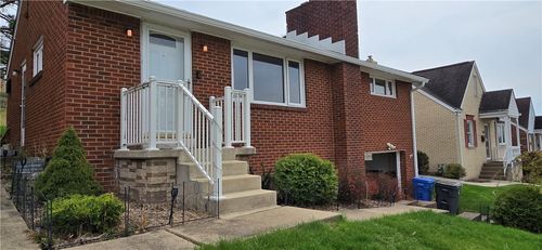 1647 Norsen Dr, Pittsburgh, PA, 15243-1547 | Card Image