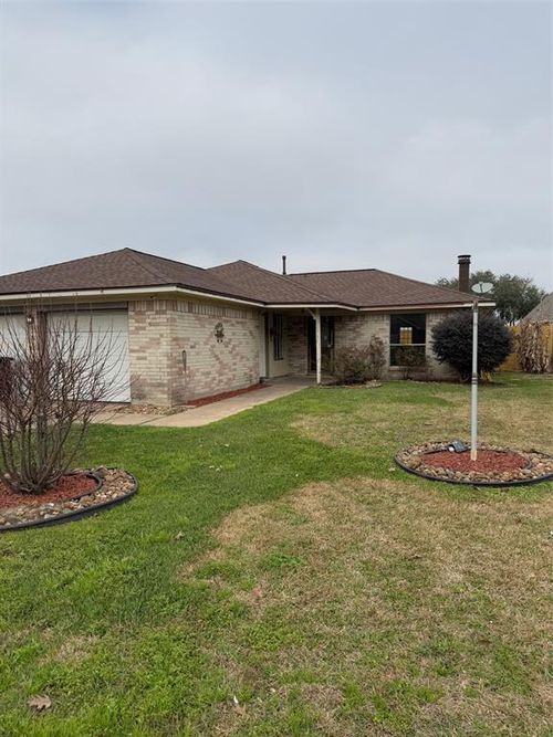 11731 Bexar Drive, La Porte, TX, 77571 | Card Image