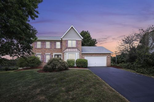 10146 Chantry Pl, Pickerington, OH, 43147-9015 | Card Image