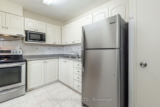 615 - 60 Pavane Linkway, Condo with 2 bedrooms, 1 bathrooms and 1 parking in North York ON | Image 19