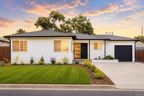 3254 Fairway Dr, La Mesa, CA, 91941-8005 | Card Image