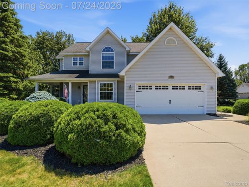 12295 Water Greens Ct, Fenton, MI, 48430-9632 | Card Image