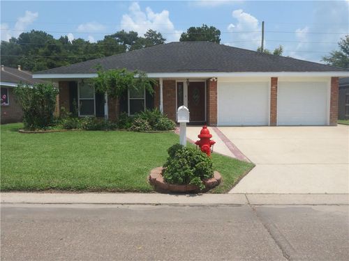 132 Dunleith Dr, Destrehan, LA, 70047-2025 | Card Image