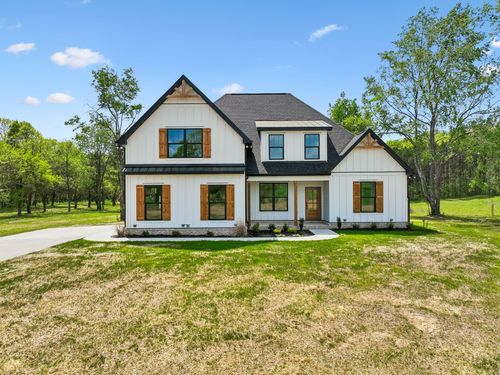 1990 Chicken Rd, Lebanon, TN, 37090-6713 | Card Image