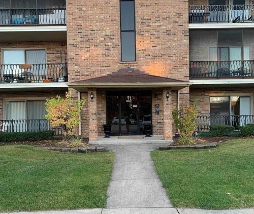 apt-1w-7913 Paxton Ave, Tinley Park, IL, 60477-6667 | Card Image