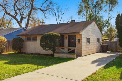 241 W Ann Arbor Ave, Pontiac, MI, 48340-1805 | Card Image