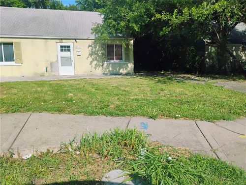 4408 S Benton Ave, Kansas City, MO, 64130-1959 | Card Image